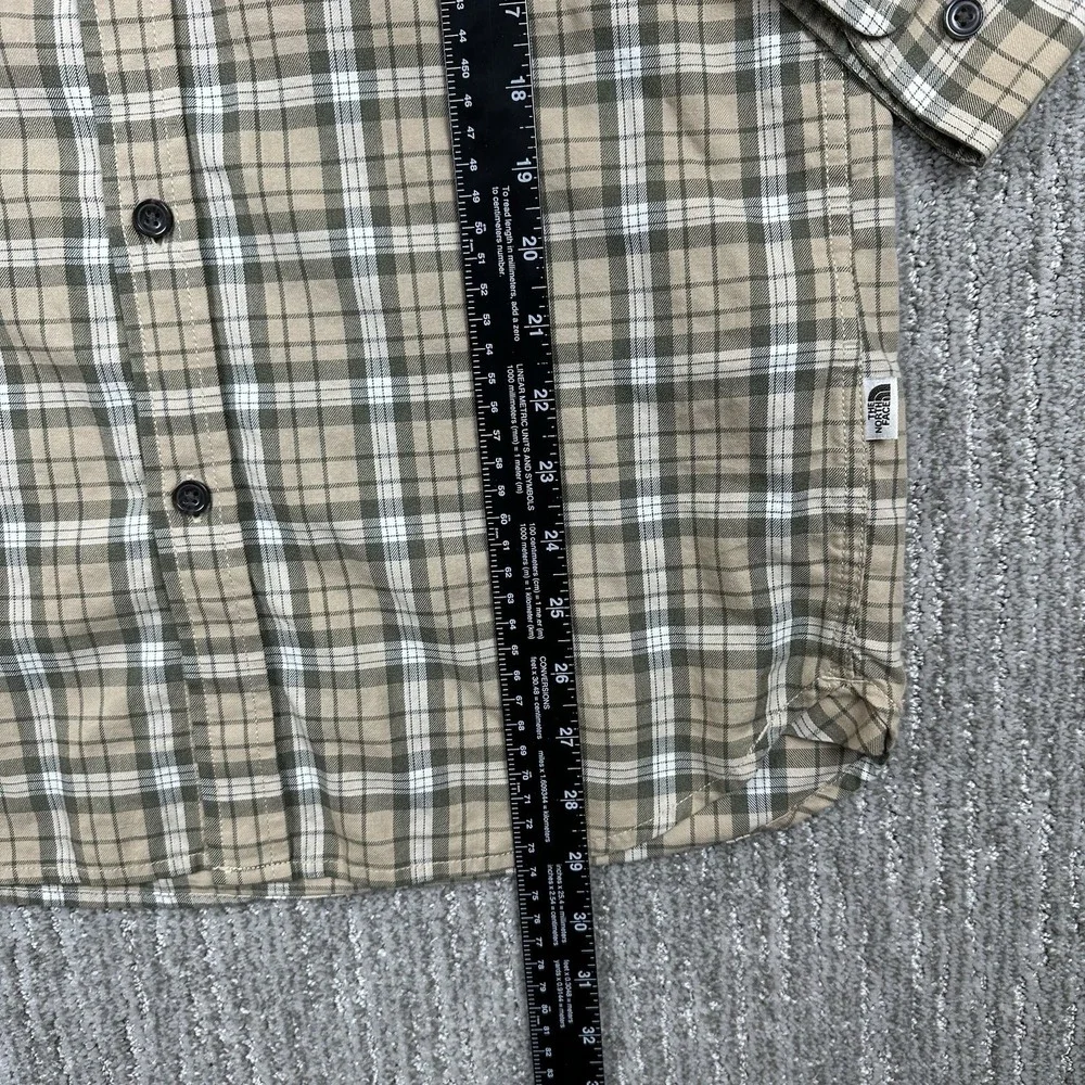 The North Face Mens Small Button Down Shirt Plaid Long Sleeve Casual‎ Hiking